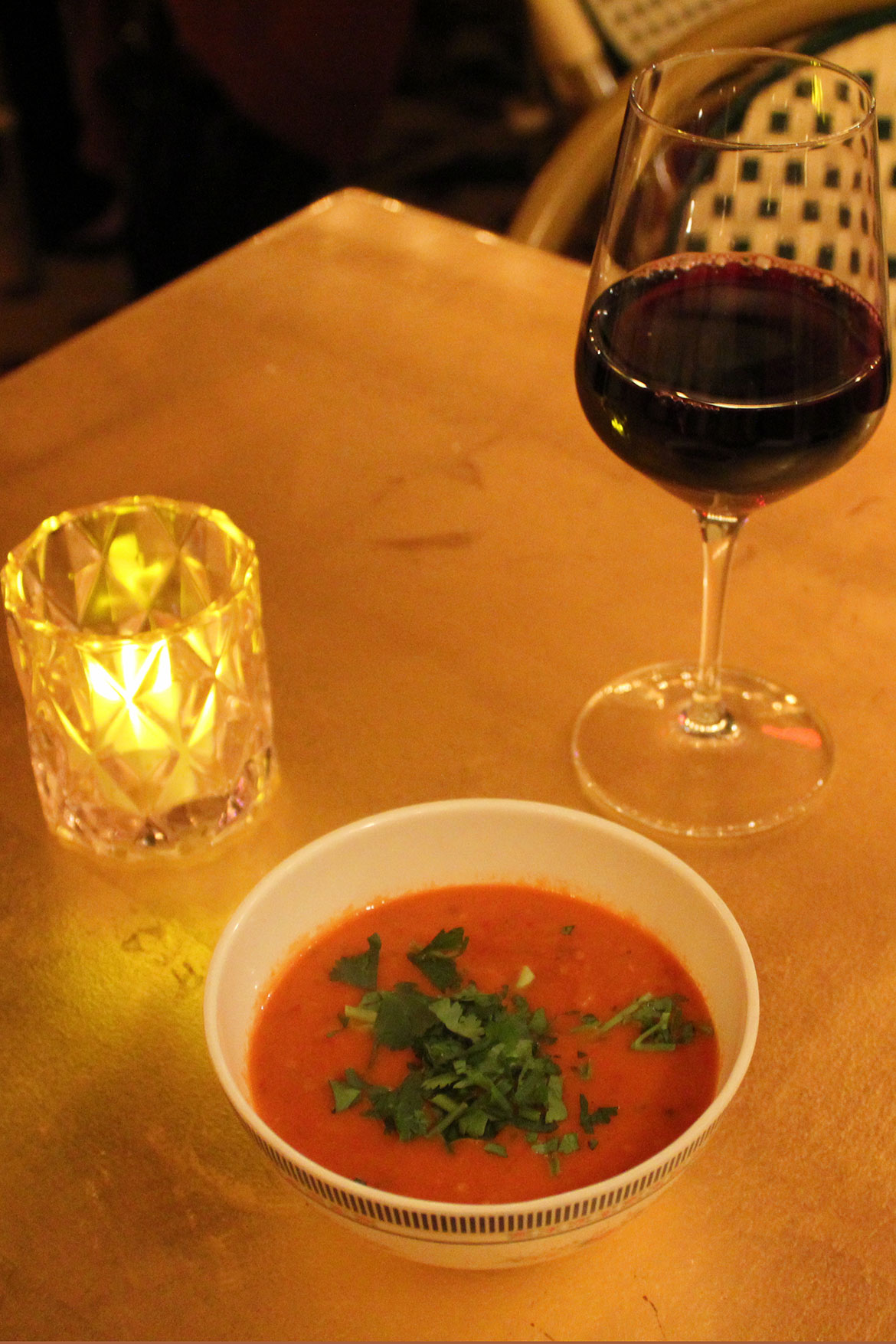 Roja Salsa with Cabernet Sauvignon Wine