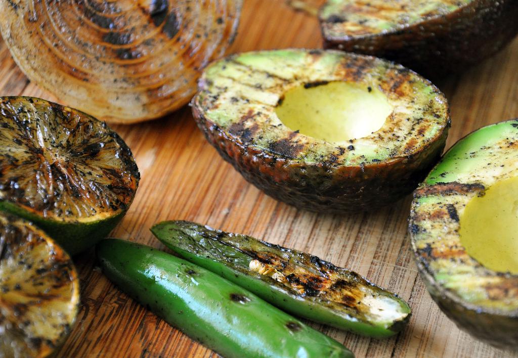 Grilled Avocado and Gluten Free Vegan Guacamole